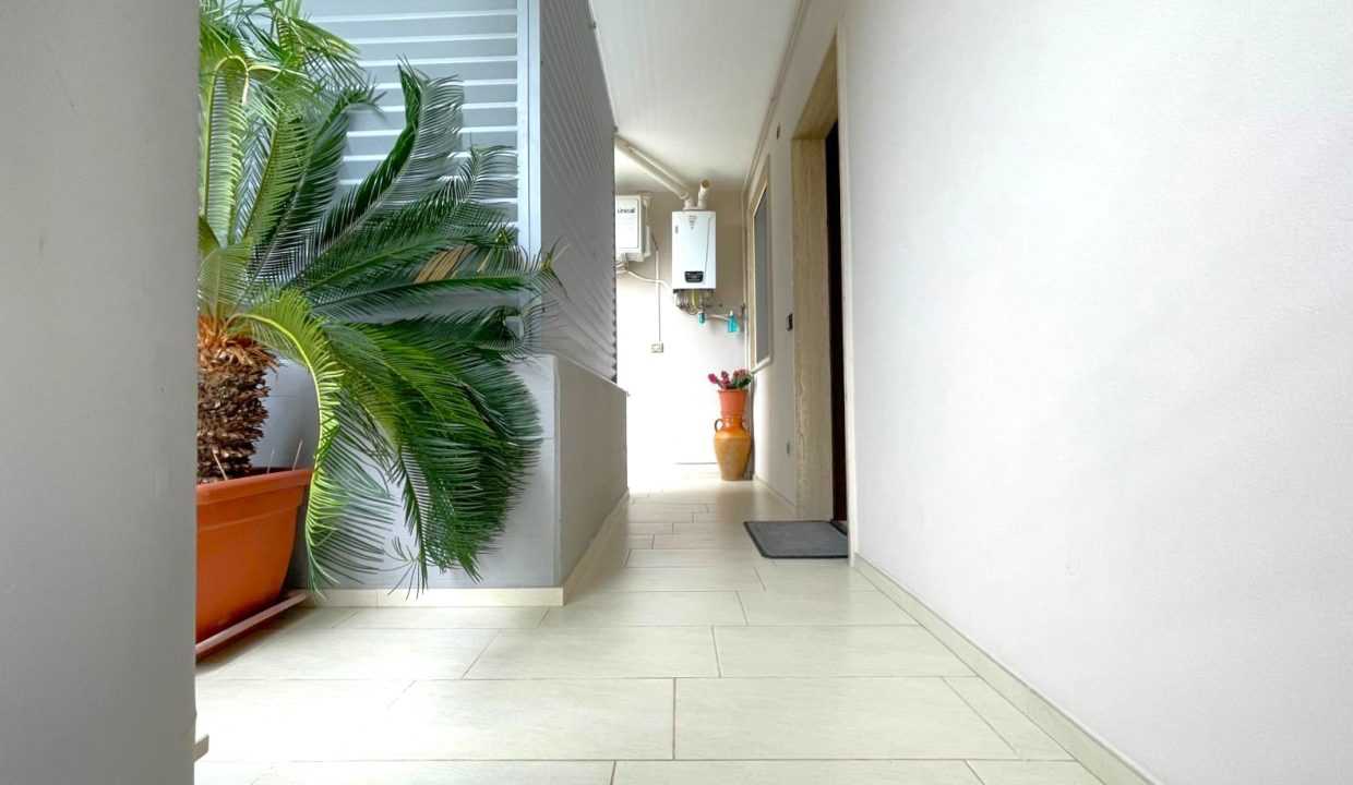 WhatsApp Image 2025-12-15 at 16.57.44 (11)